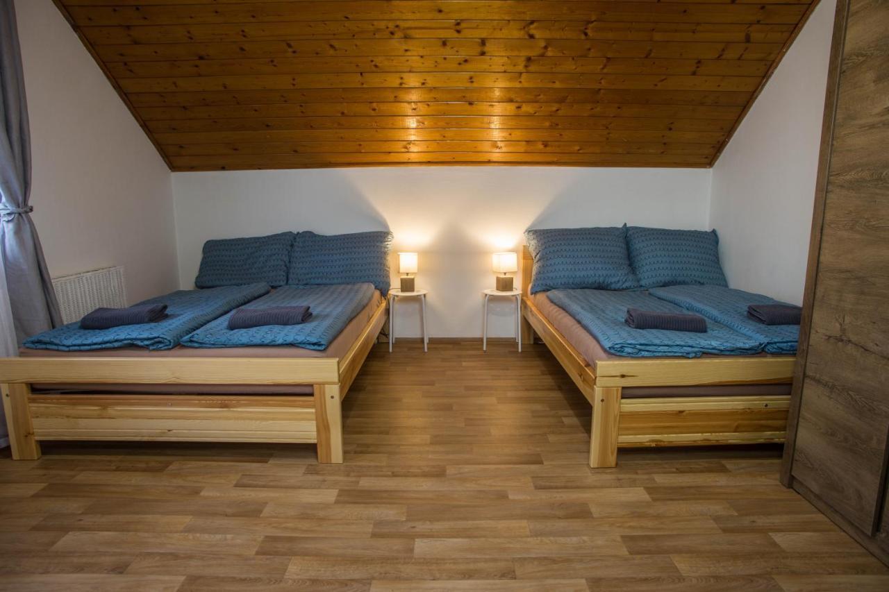 Apartmany Ve Mlejne Cachrov 외부 사진