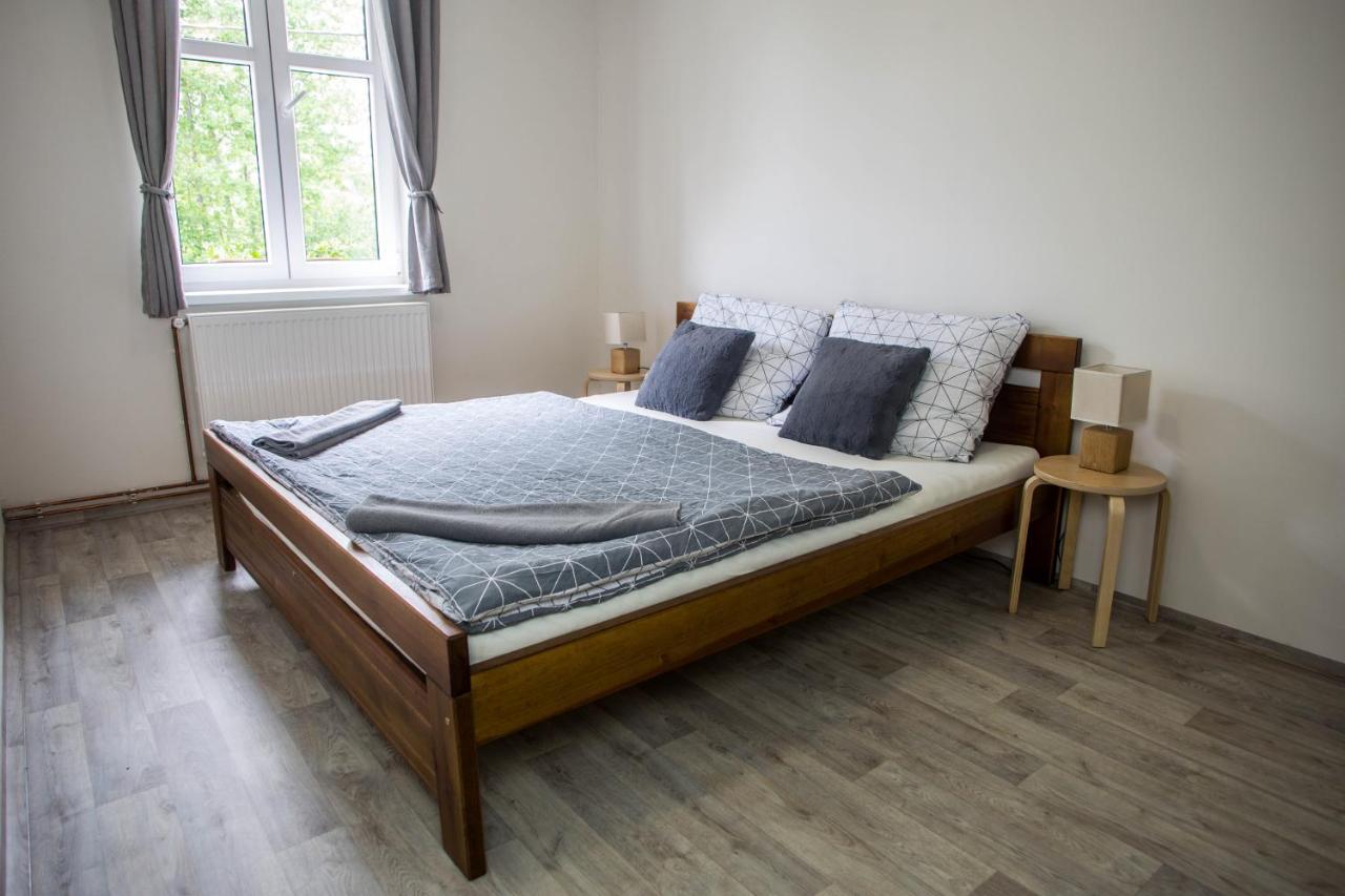 Apartmany Ve Mlejne Cachrov 외부 사진
