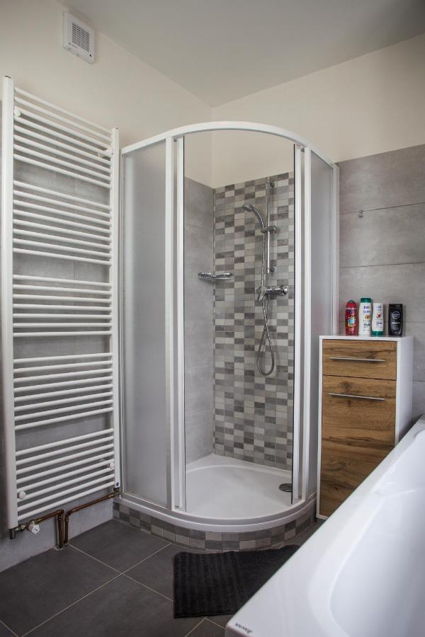 Apartmany Ve Mlejne Cachrov 외부 사진
