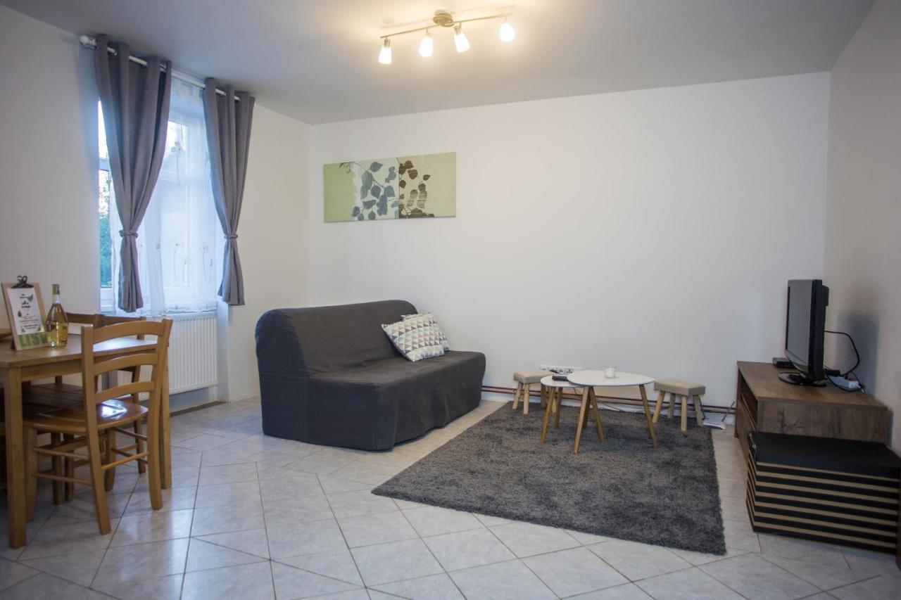 Apartmany Ve Mlejne Cachrov 외부 사진